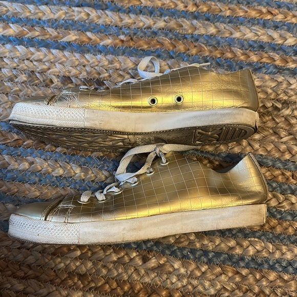 Gold leather converse - Picture 2 of 3
